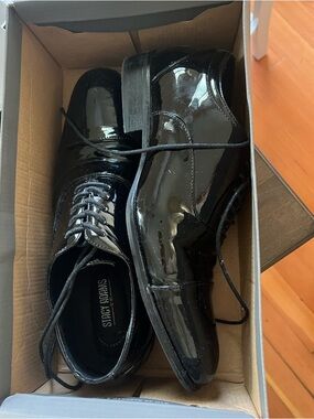 Stacy Adams Black Patent Leather Lace-Up Oxfords